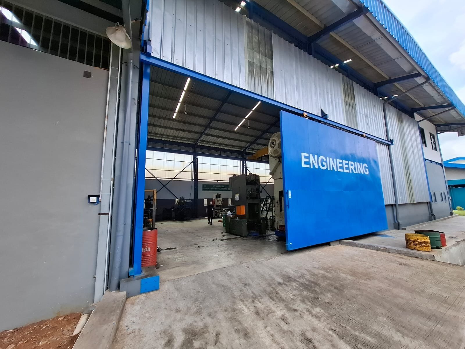 Engineering & workshop